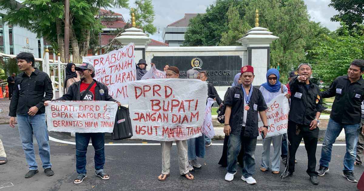 Puluhan Korban Kavling Bodong Desa Ekowisata Sentul Demo DPRD Kabupaten Bogor, Tuntut Keadilan/