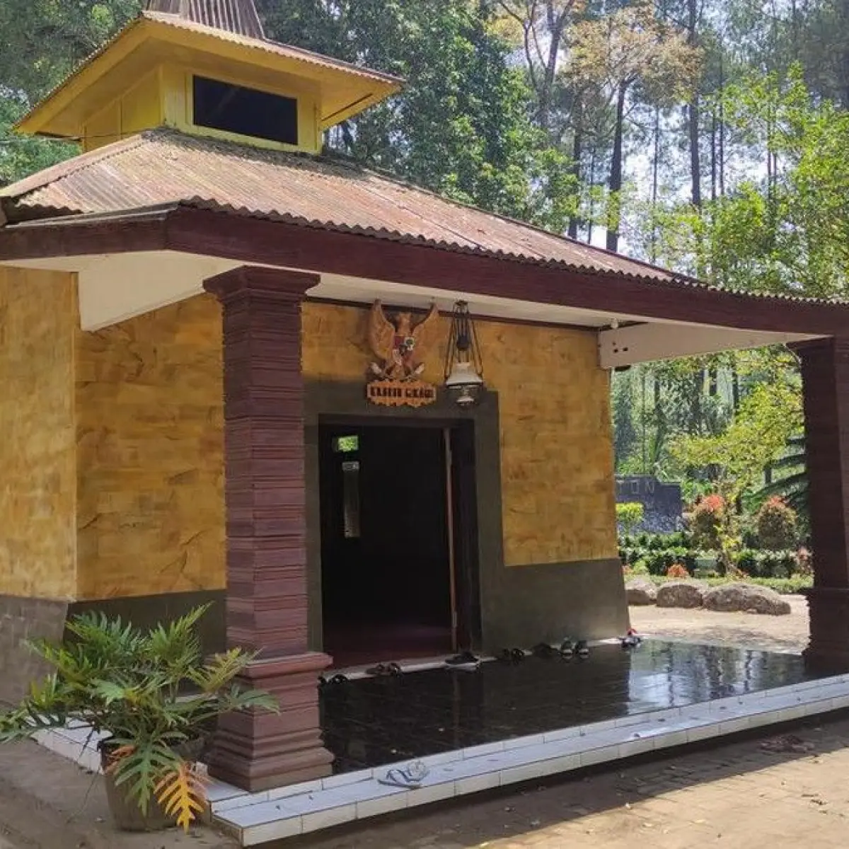 Fatwa Keagamaan Tegas Dikeluarkan MUI Jatim: Praktik Pesugihan di Gunung Kawi Dilarang Keras Karena Merusak Prinsip Akidah