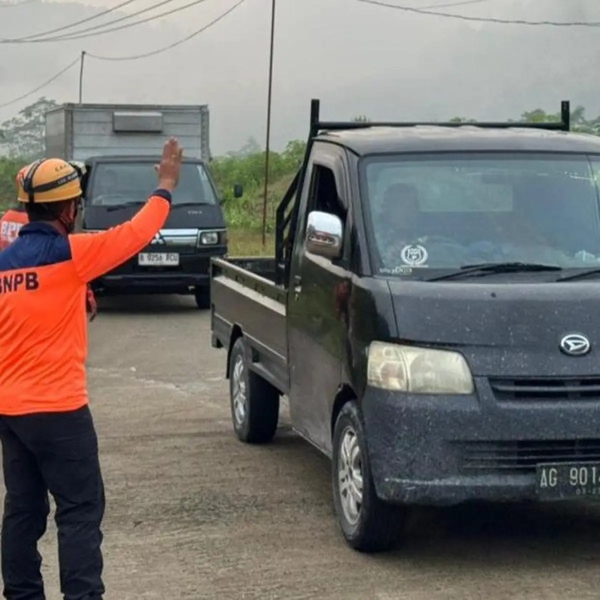 Akses Penghubung Trenggalek-Ponorogo Terputus Sementara Akibat Longsor Batu di KM 16