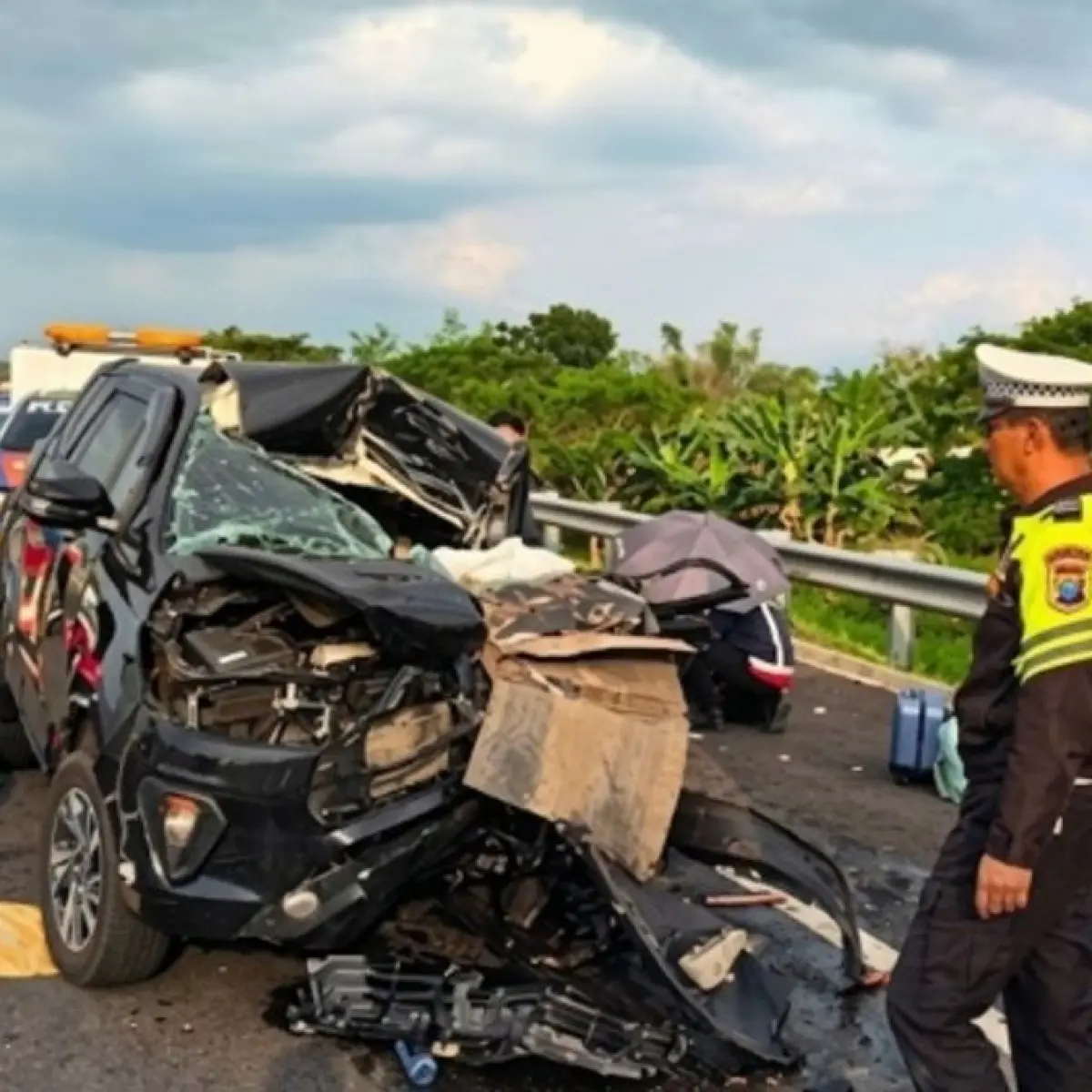 Tragedi di Tol Paspro KM 834: Analisis Kecelakaan Maut Libatkan Innova dan Truk yang Menyoroti Pentingnya Kewaspadaan Tinggi
