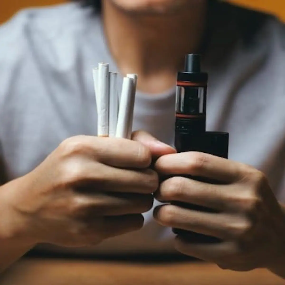 Risiko Kesehatan Vape Disamakan dengan Rokok Konvensional, Kemenkes Soroti Bahaya Adiksi Nikotin Tinggi