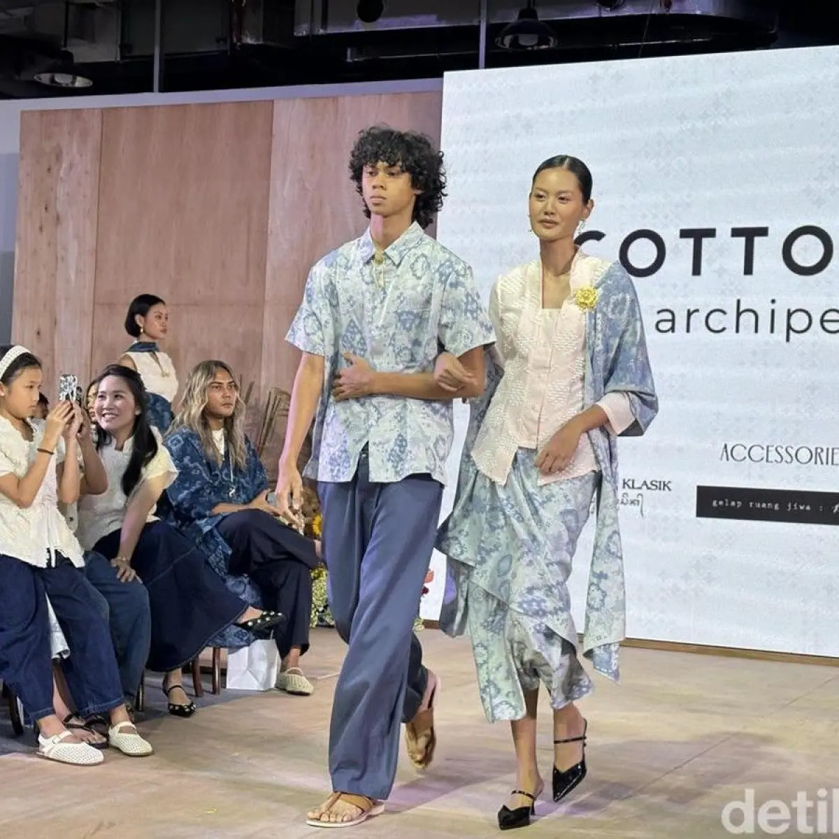 Kolaborasi Warisan dan Milenial: Archipelago oleh COTTONINK Luncurkan Koleksi Busana "Cita Senada"