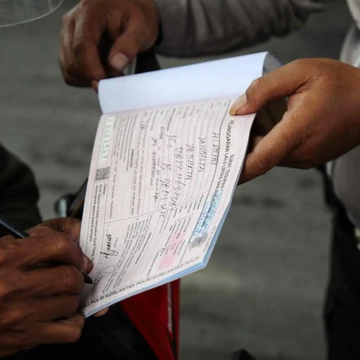 Korlantas Polri Tetapkan Alokasi 30% Tilang Manual Jelang Digelarnya Operasi Patuh