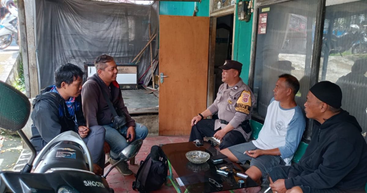 Bhabinkamtibmas Polsek Cijeruk Polres Bogor Sambang Warga, Perkuat Kedekatan Polri dengan Masyarakat