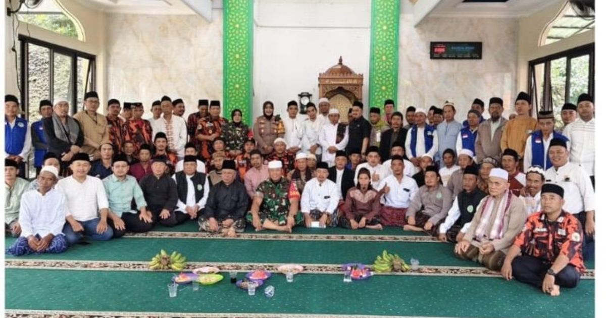 Bersinergi, Bhabinkamtibmas Polsek Parung dan Babinsa Koramil 0621/22 Beri Imbauan Kamtibmas kepada Warga