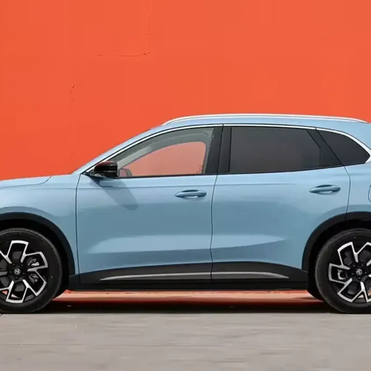 MG Motor Perkuat Jejak Elektrifikasi Global dengan Peluncuran MG 4X di Pasar Tiongkok