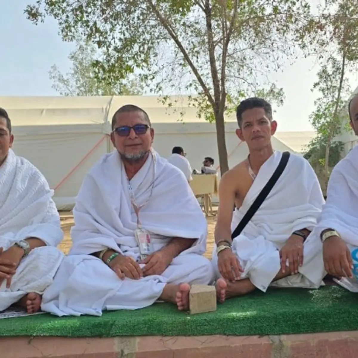 Ketangguhan Ribuan Jemaah Haji Indonesia Hadapi Cuaca Panas Ekstrem di Hari Raya Idul Adha Mina