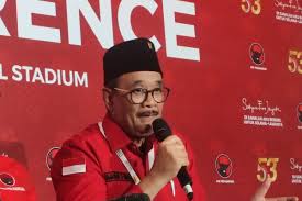 Djarot PDI-P Tawarkan Solusi Transparansi Ijazah Presiden Jokowi untuk Hentikan Polemik di Masyarakat
