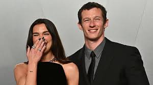 Bintang Pop Dua Lipa dan Aktor Callum Turner Resmi Mengikat Janji Lewat Pernikahan Sipil di London