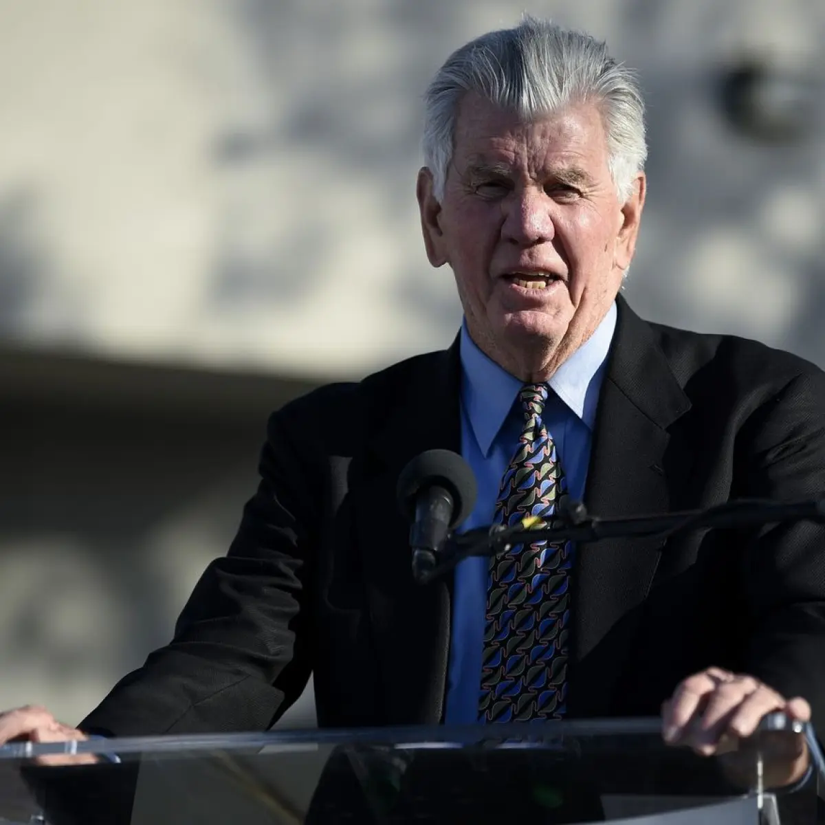 Basketball Icon Paul Westhead Honored with Chuck Daly Lifetime Achievement Award