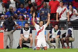 Setelah Puasa Kemenangan 10 Laga, Timnas Peru Akhirnya Bangkit Berkat Comeback Tiga Menit Dramatis