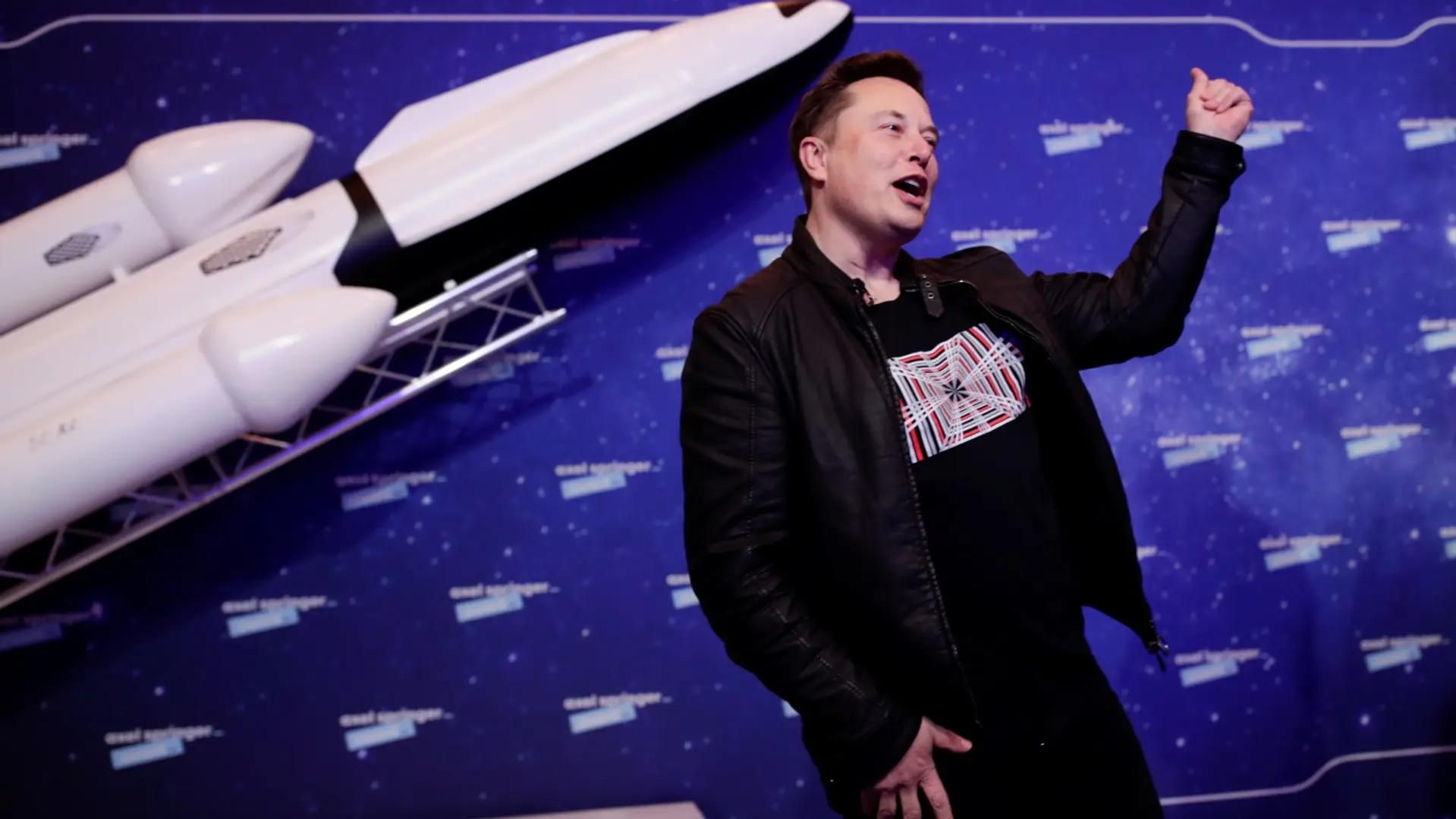 Crypto Currents Shift: Are Retail Investors Trading Bitcoin for the Highly Anticipated SpaceX IPO?