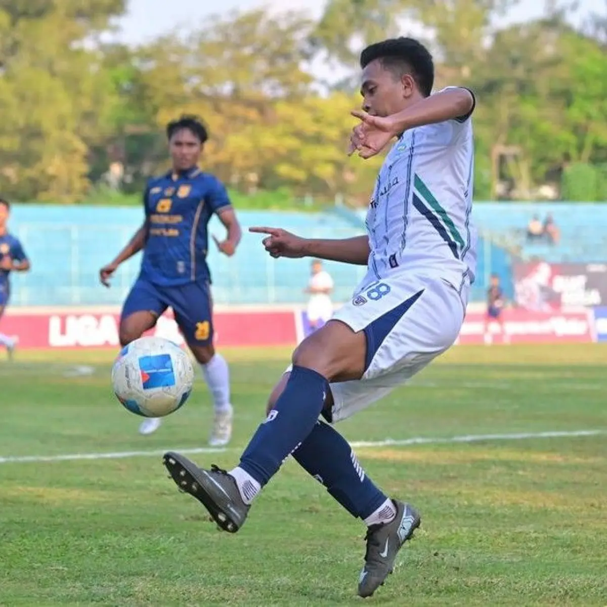 Tembok Kokoh Persikoba Gagalkan Kemenangan Persigar di Laga Pembuka Grup W Piala Presiden 2026