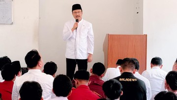Menteri Sosial Hadiri Salat Jumat di Jaksel, Tekankan Pentingnya Penguatan Karakter Pemuda