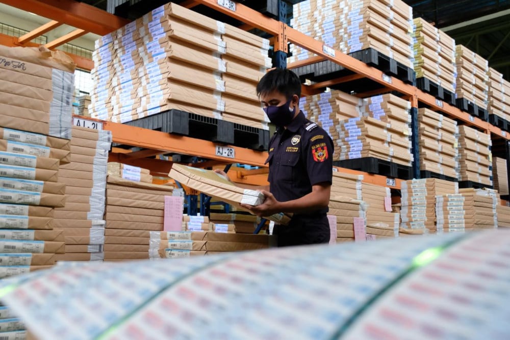 Bea Cukai Perkuat Pengawasan Industri Rokok Lewat Implementasi Sistem Digital Pemantauan Produksi