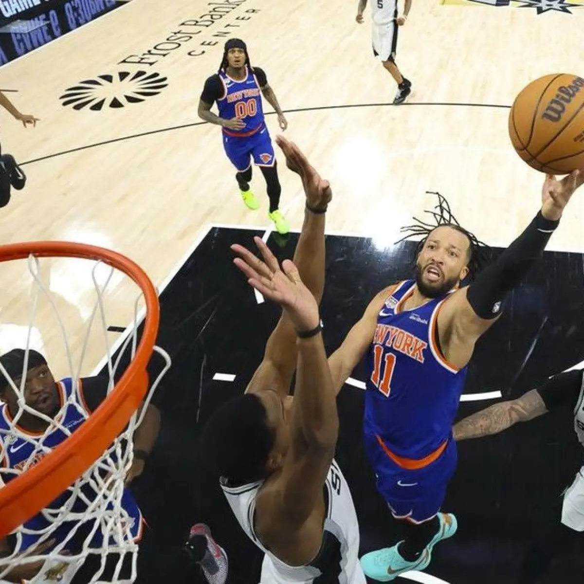 Knicks Akhiri Penantian Panjang, Tumbangkan Spurs dalam Final NBA 2026 Melalui Comeback Dramatis