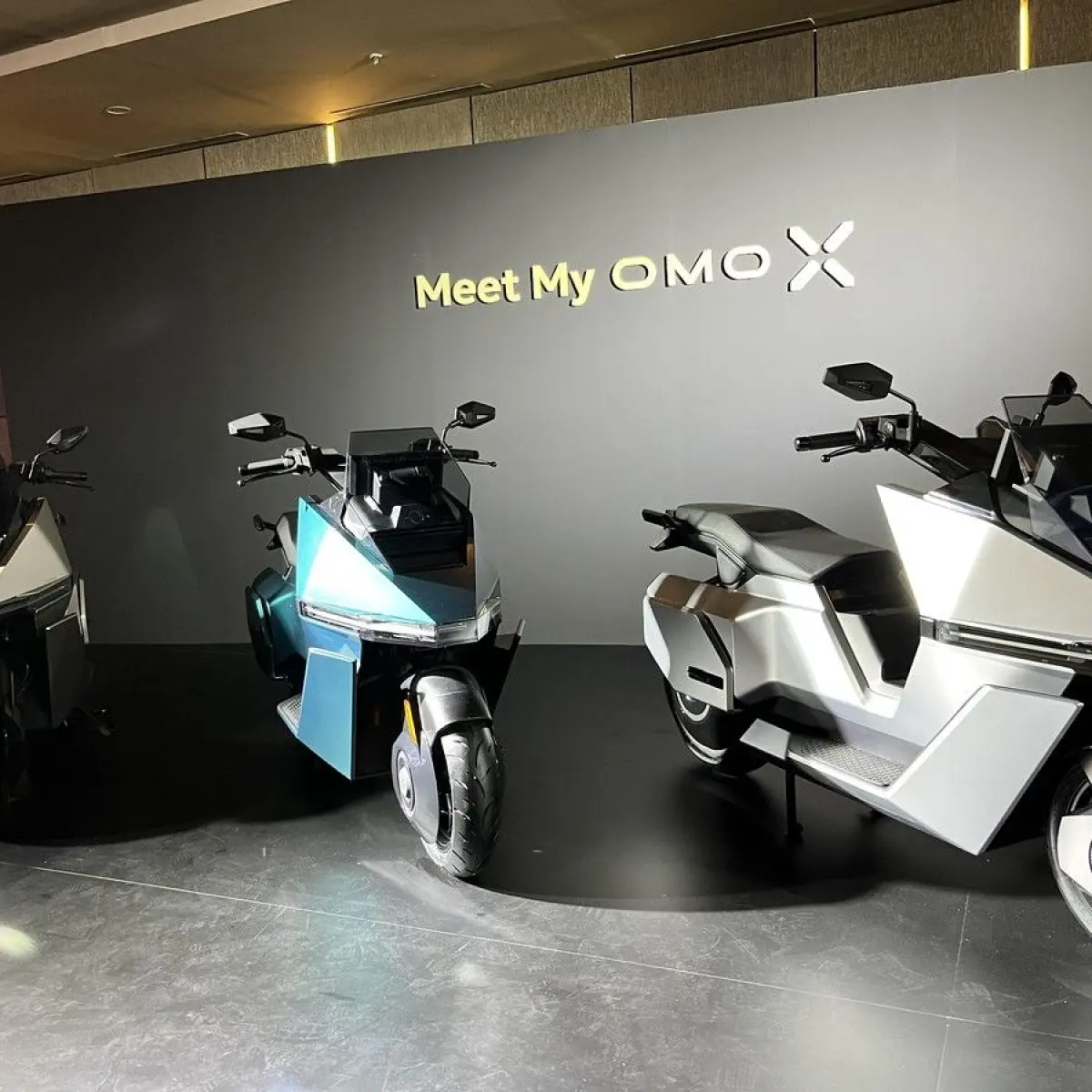 Electric Scooter Sensation: Omoway Omo X Surpasses 2,000 Pre-Orders, Long-Range Variant Leads Demand