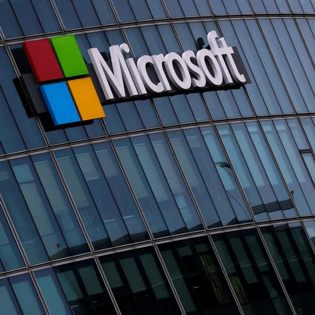 Microsoft Rakes in Over $1 Billion Annually Selling Cutting-Edge AI Models to Major Chinese Tech Giants