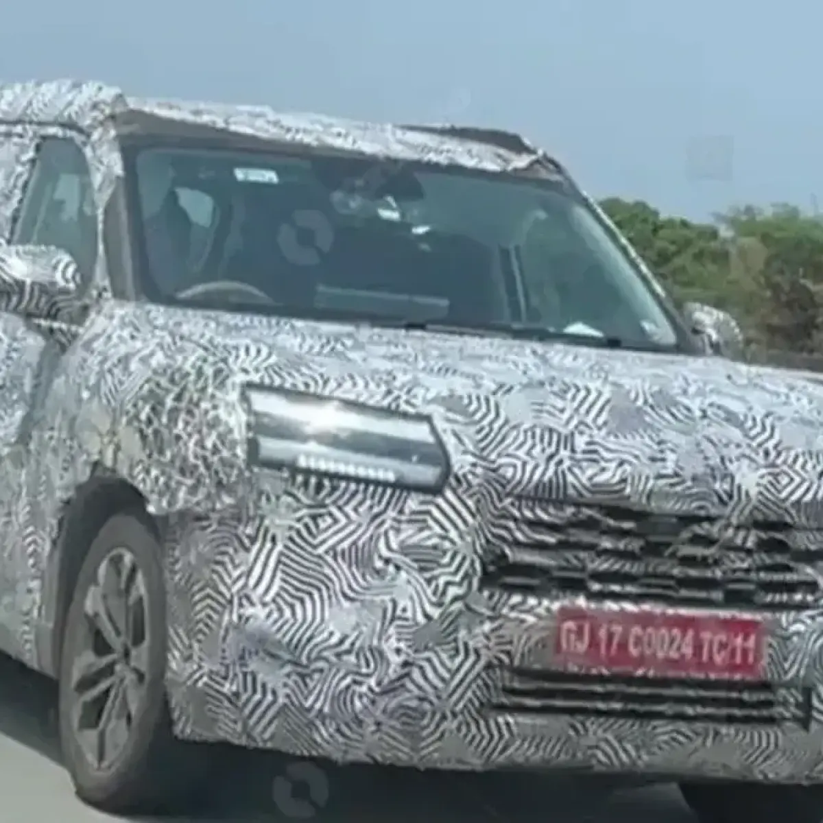 MG Gears Up for Indian Market Launch with New Plug-in Hybrid SUV, Rumored to Mirror Wuling Starlight 560
