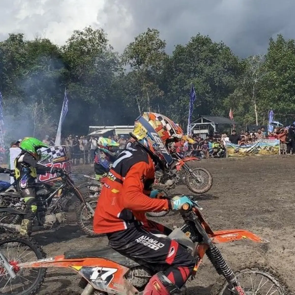 Bangka Belitung Police Host Thrilling Grasstrack Event to Celebrate 80th Anniversary
