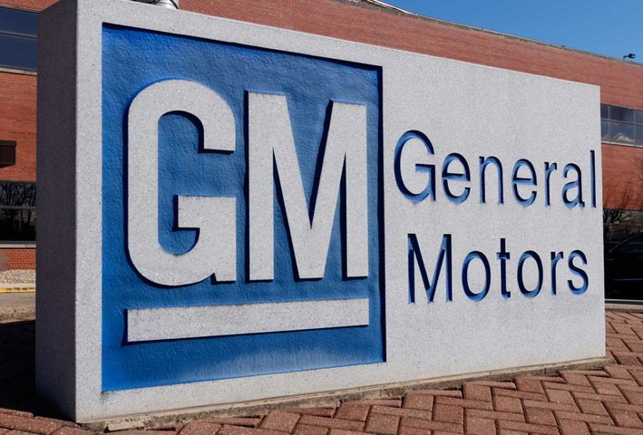 Otomotif Global Hadapi Transformasi Besar: Otomatisasi Pabrik Picu Perubahan Struktur Ketenagakerjaan