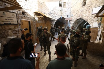 Akses Warga Palestina di Kota Tua Hebron Menyempit Drastis Imbas Pengamanan Kunjungan Pemukim Israel