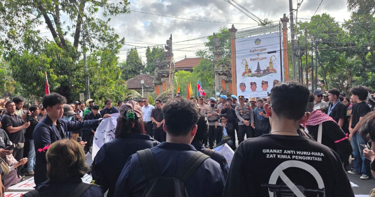 Sorotan Kebijakan Nasional: Ratusan Mahasiswa Bali Tuntut Perubahan, dari Evaluasi Menteri hingga Pengesahan RUU Perampasan Aset