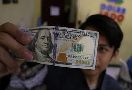 Menguatnya Dolar AS Tekan Rupiah, Pelaku Pasar Waspadai Arus Modal Menuju Zona Berisiko