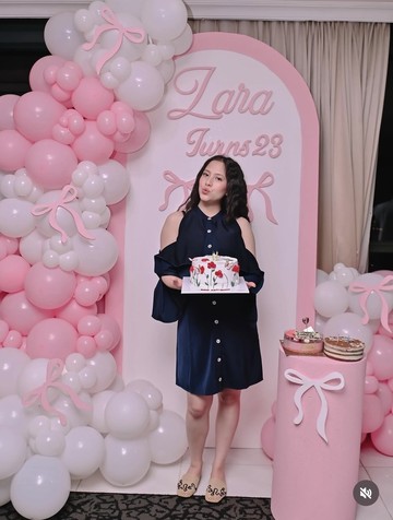Kebahagiaan Ganda Adhisty Zara: Rayakan Ulang Tahun ke-23 Bersamaan dengan Kabar Kehamilan