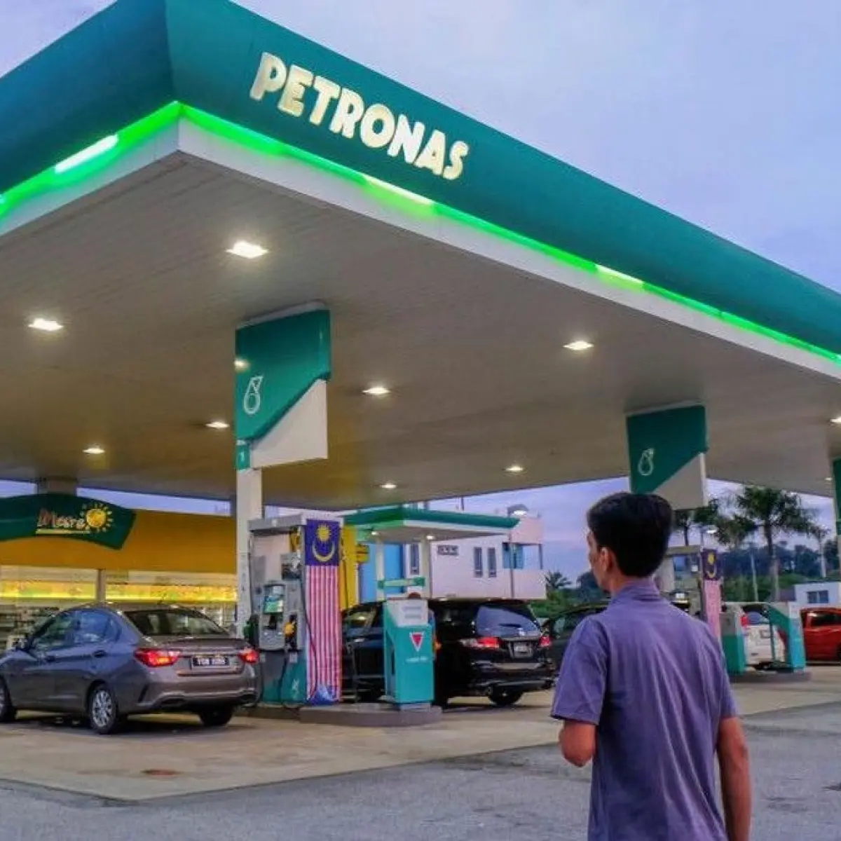 Malaysia Slashes Non-Subsidized Fuel Prices This Week: RON 95 Sees Significant Drop