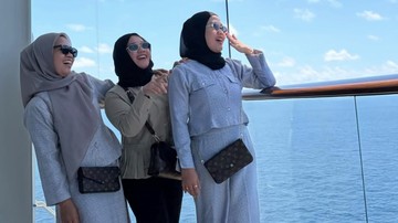 Detail Praktis Perlengkapan Pengasuh Anak Raffi Ahmad dan Nagita Jadi Perbincangan Hangat Warganet Saat Liburan
