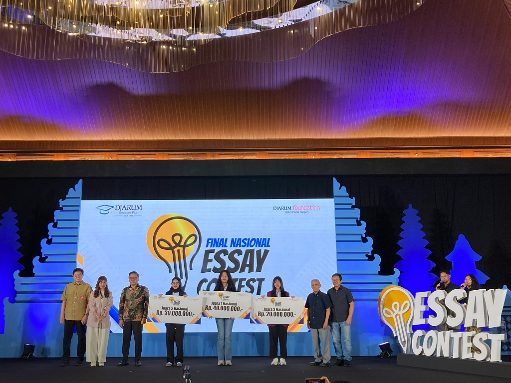 Inspirasi dari Kegagalan: Tiga Mahasiswa Raih Prestasi Tertinggi dalam Essay Contest Beswan Djarum