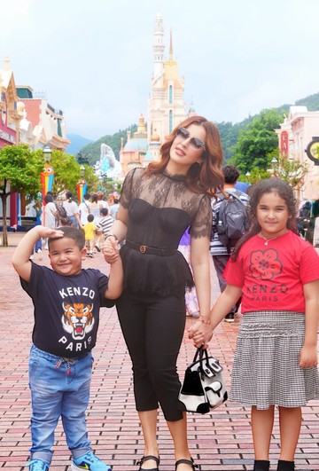 Adu Gaya Mahalini dan Tasya Farasya: Momen Langka Kenakan Tas Hermes Birkin Cargo 25 Edisi Terbatas