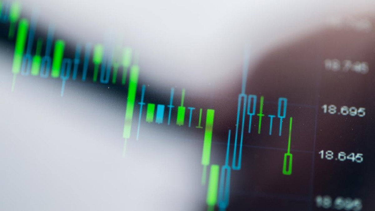 IHSG Ambles Lebih dari 1 Persen di Pembukaan Pekan, Investor Cermati Tekanan Jual Besar