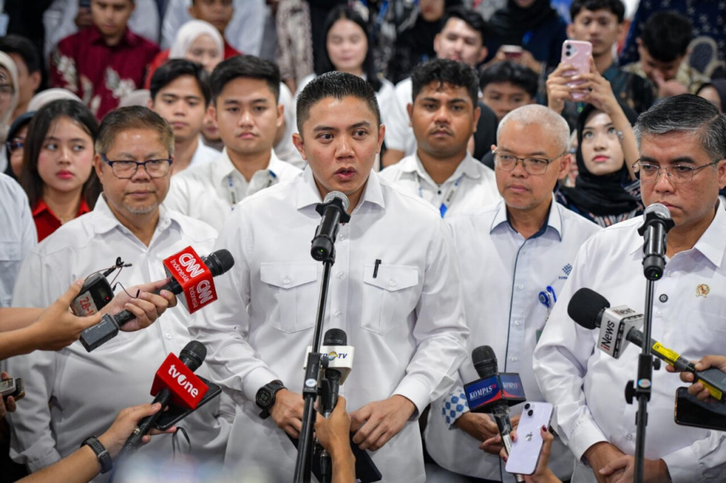 Jembatan Karier Sarjana: Pemerintah Luncurkan Program Magang Nasional 2026 untuk Atasi Pengangguran Muda