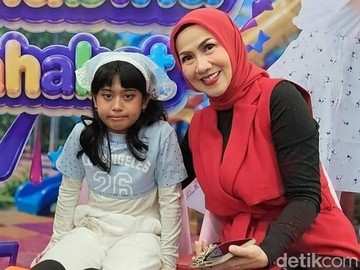 Adik Bungsu Verrell Bramasta, Vania Athabina, Resmi Menapaki Panggung Musik Tanah Air Sebagai Penyanyi Profesional