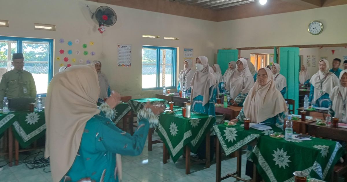 Tingkatkan Mutu Pendidikan, Guru MI Muhammadiyah Tanjungsari Boyolali Fokus Bangun Tim Solid Berorientasi Kemajuan