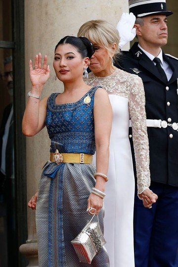 Momen Diplomatik di Paris: Pertemuan Raja Thailand dan Sorotan Tak Terduga pada Putri Sirivannavari