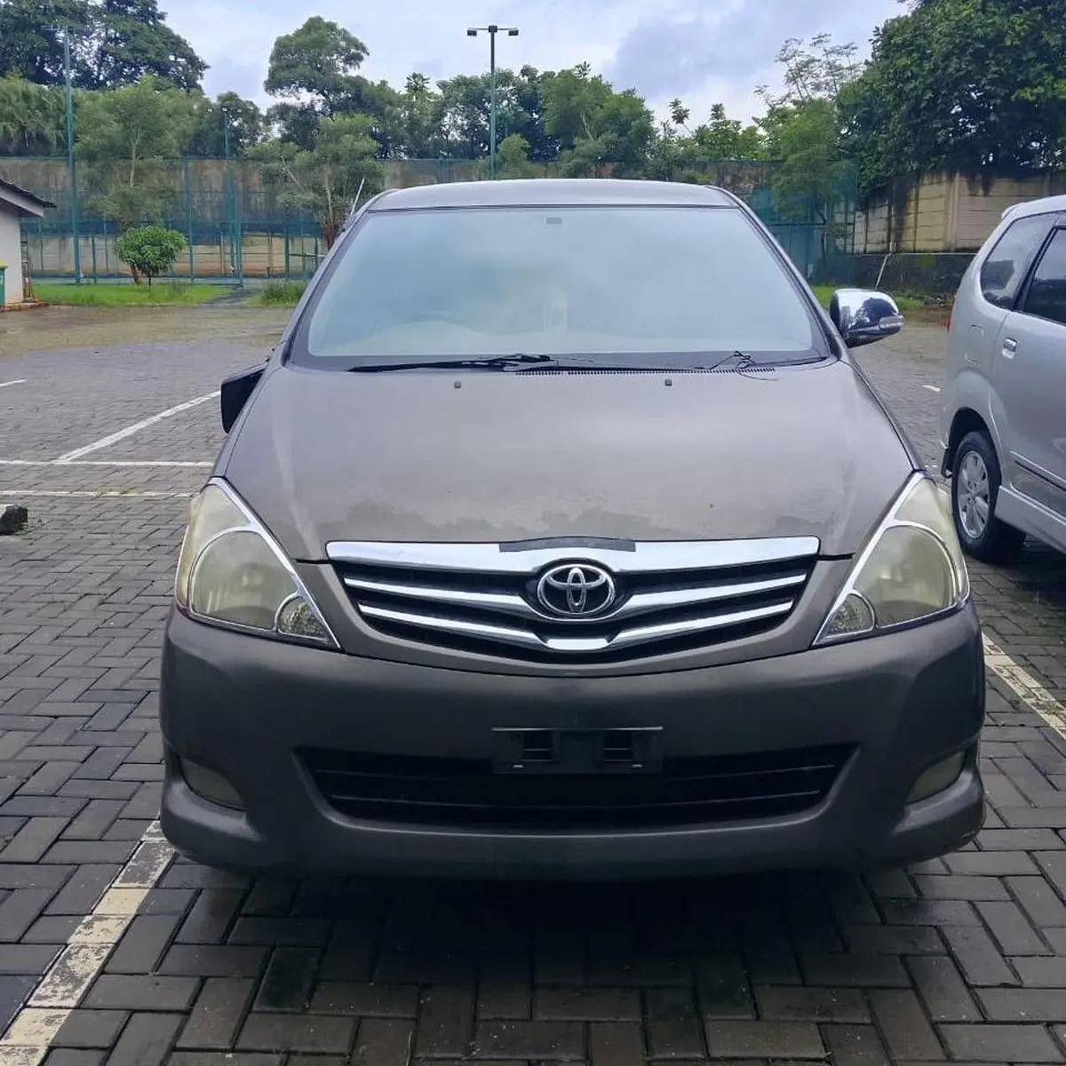 Government Auctions Off Seized Assets: Toyota Innova Fleet Vehicle to Start Bidding at Under Rp 40 Million