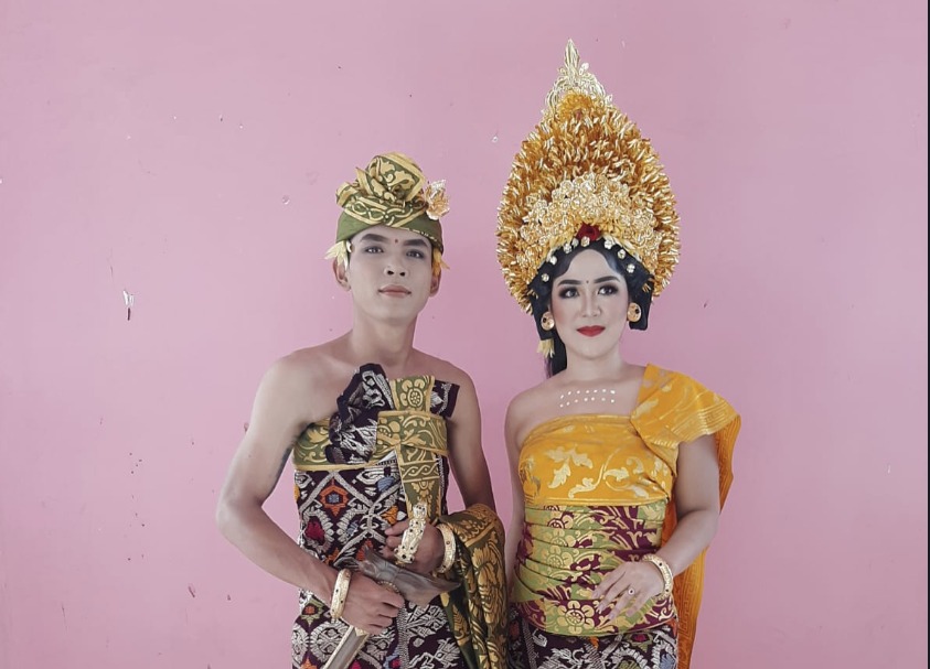 Mengurai Filosofi Tri Hita Karana dalam Keanggunan Busana Adat Bali