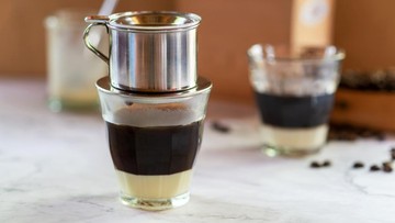Strategi Menikmati Kopi dan Teh Manis SKM di Tengah Tren Hidup Sehat Masyarakat