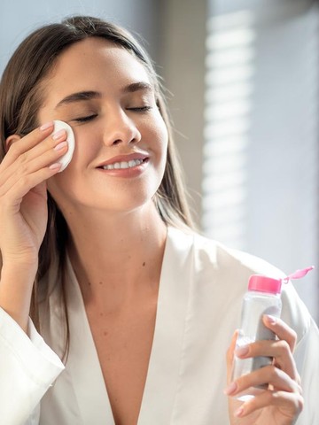 Rahasia Kulit Bersih Sempurna: Panduan Tepat Aplikasi Micellar Water Menurut Pakar Kecantikan
