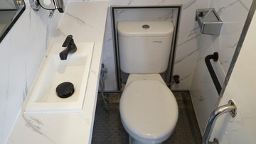 Penemuan Dramatis Bayi Hidup di Toilet KA Sancaka Rute Surabaya-Yogya, Proses Evakuasi Berjalan Lancar