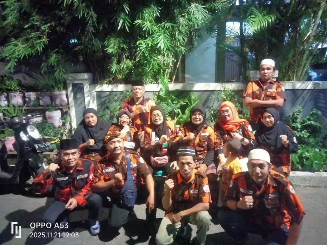 Isbandi Ketua Ormas PP Ranting Kel.Warakas; Hadiri Malam Tahlil 7 Hari Almh. Chotimah Binti Husin Tanjung Priok
