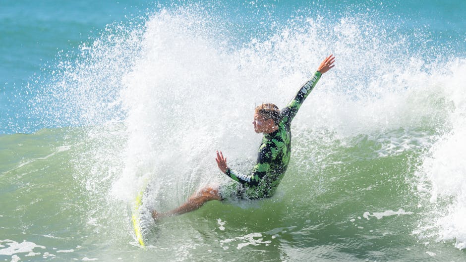 Ilustrasi seseorang sedang melakukan peregangan pendinginan setelah sesi latihan intensif di luar ruangan.